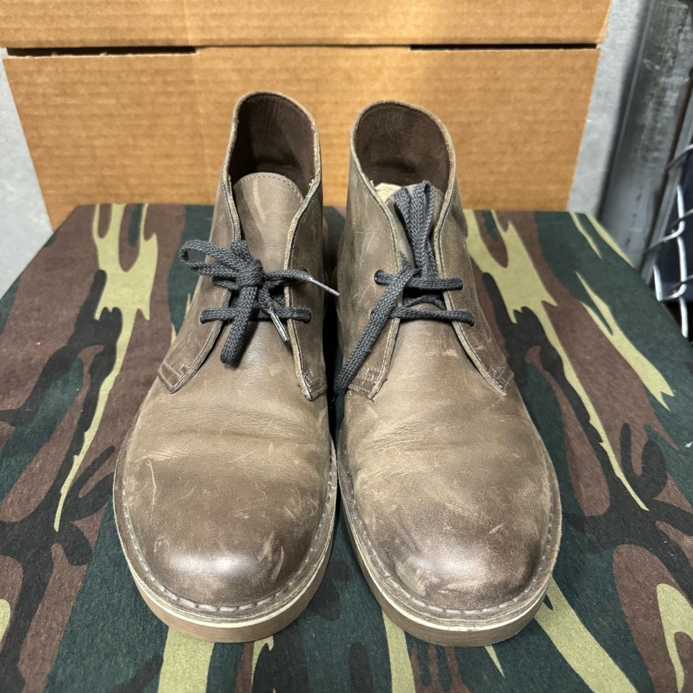 Clarks Men's Leather Chukka Boots Brown sz 10